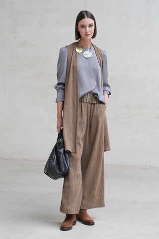 Siena camel vest
