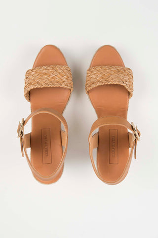 SANDALIA CUÑA CAMEL