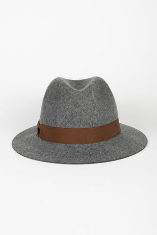 Daloa gray hat