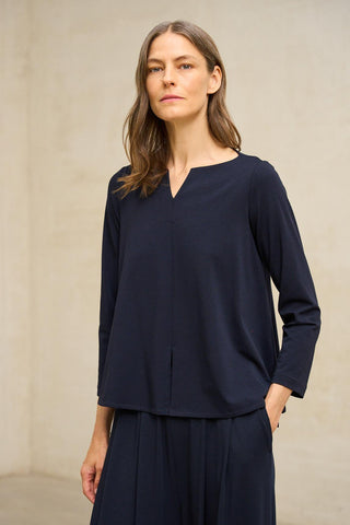 Gende Navy Top