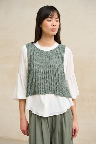 Elnara sage green vest