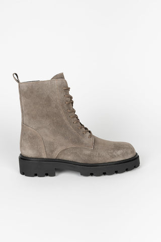 BOTIN CORDONES PIEL VUELTA GRIS