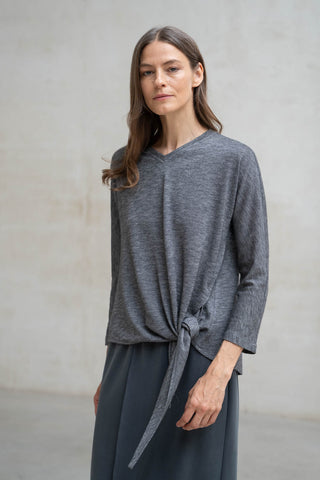 JERSEY ANCONA CUELLO PICO LAZADA GRIS MEDIO