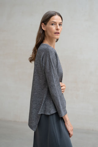 JERSEY ANCONA CUELLO PICO LAZADA GRIS MEDIO