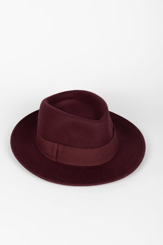 GORRO MARRON