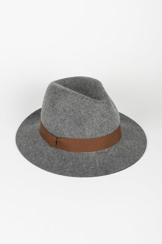 Daloa gray hat