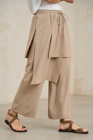 Pantalón Vion beige arena