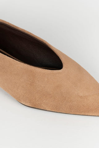 Wanda camel ballet flats