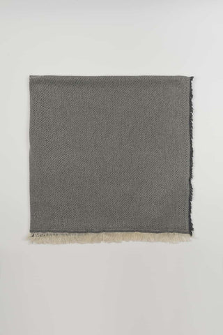 Gray Daneva scarf with fringes