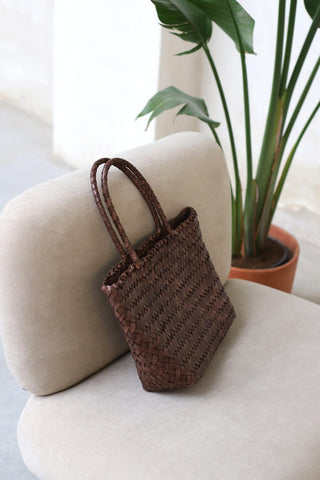 Bolso Sune trenzado de piel marrón