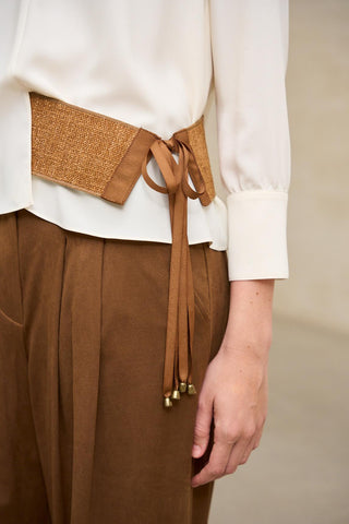 Verna camel sash