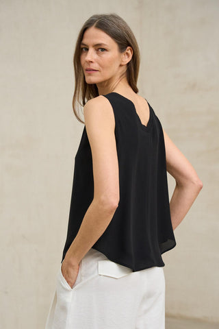 Black Inès top